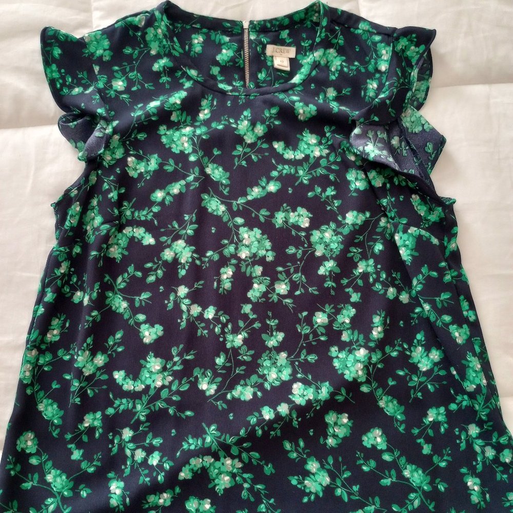 Green floral foilage tank blouse